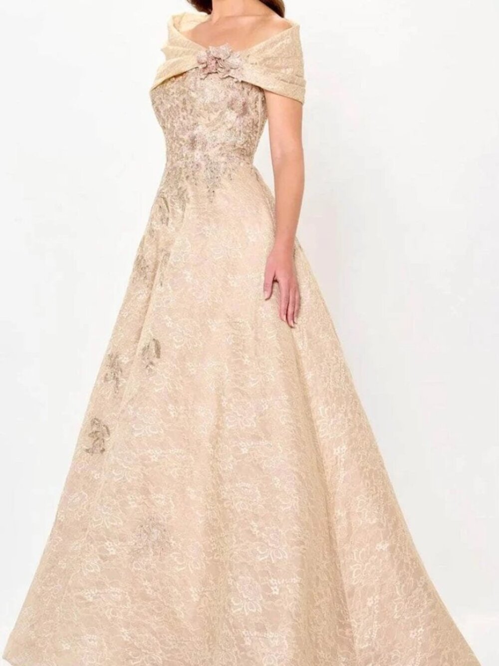 NWT Ivonne D ID6202 Off-Shoulder Evening Dresses Champagne Size 8